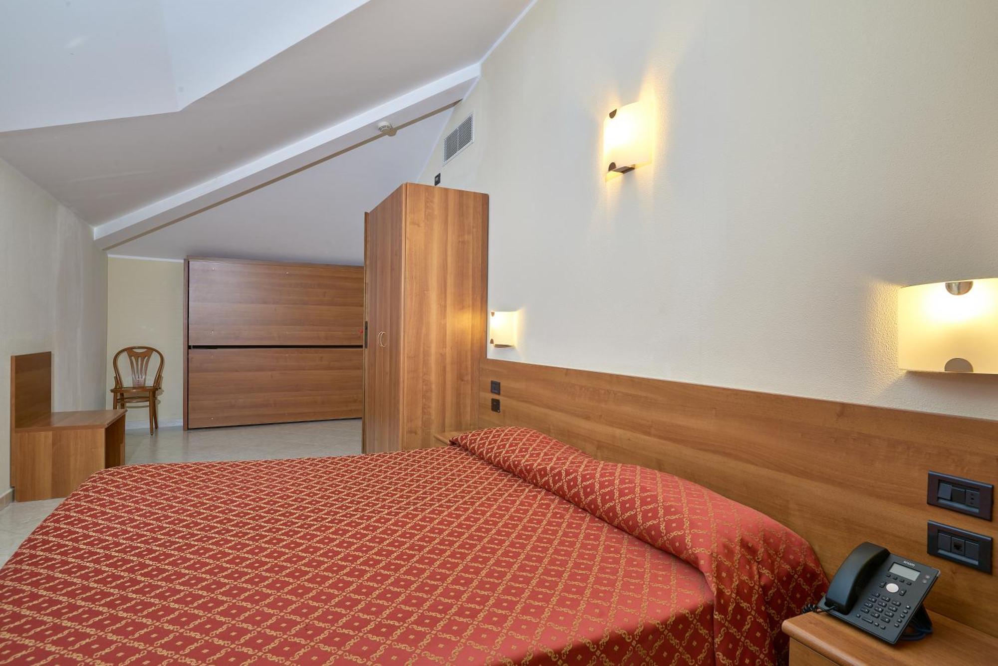 Hotel Careni Villa Italia Finale Ligure Eksteriør billede