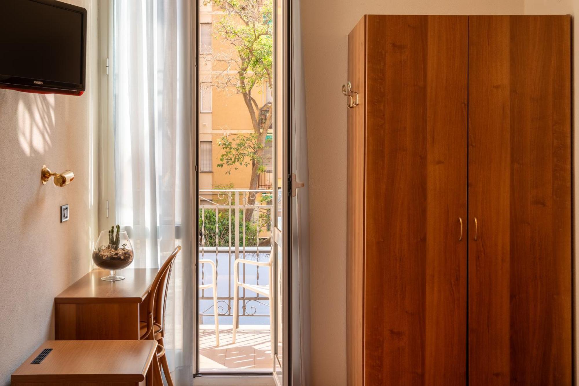 Hotel Careni Villa Italia Finale Ligure Eksteriør billede