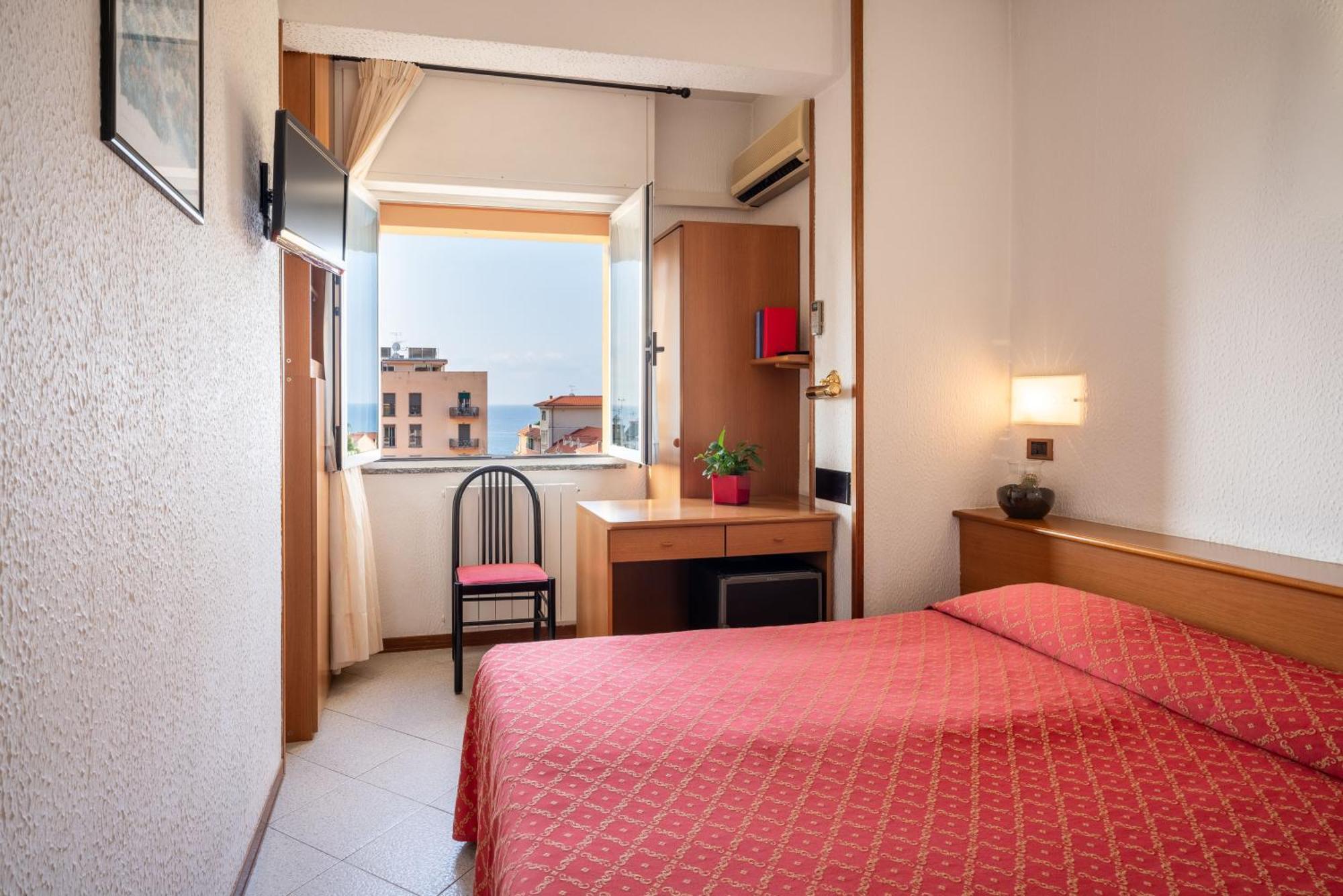 Hotel Careni Villa Italia Finale Ligure Eksteriør billede